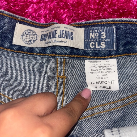 VINTAGE GAP BLUE JEANS ⭐️ - Picture 3 of 3